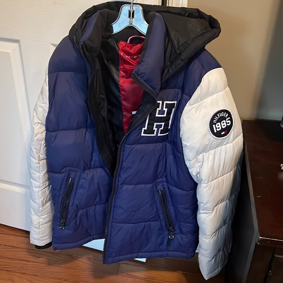 Tommy Hilfiger Jacket - Picture 1 of 6